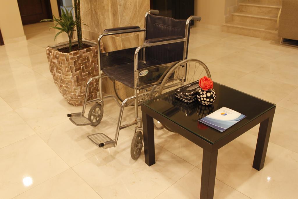 Plaza Home Khobar Extérieur photo