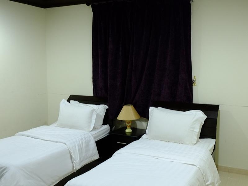 Plaza Home Khobar Extérieur photo
